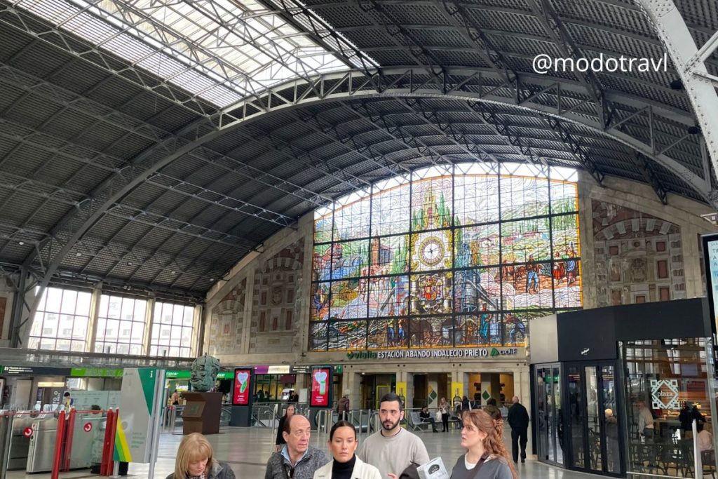 Estación de tren de Bilbao: Abando Indalecio Prieto