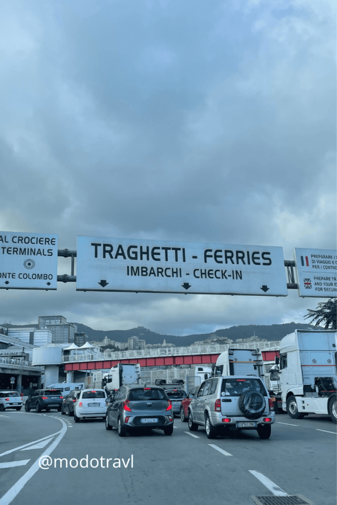 Embarcando el ferry en Genova hacia Porto Torres, Cerdeña